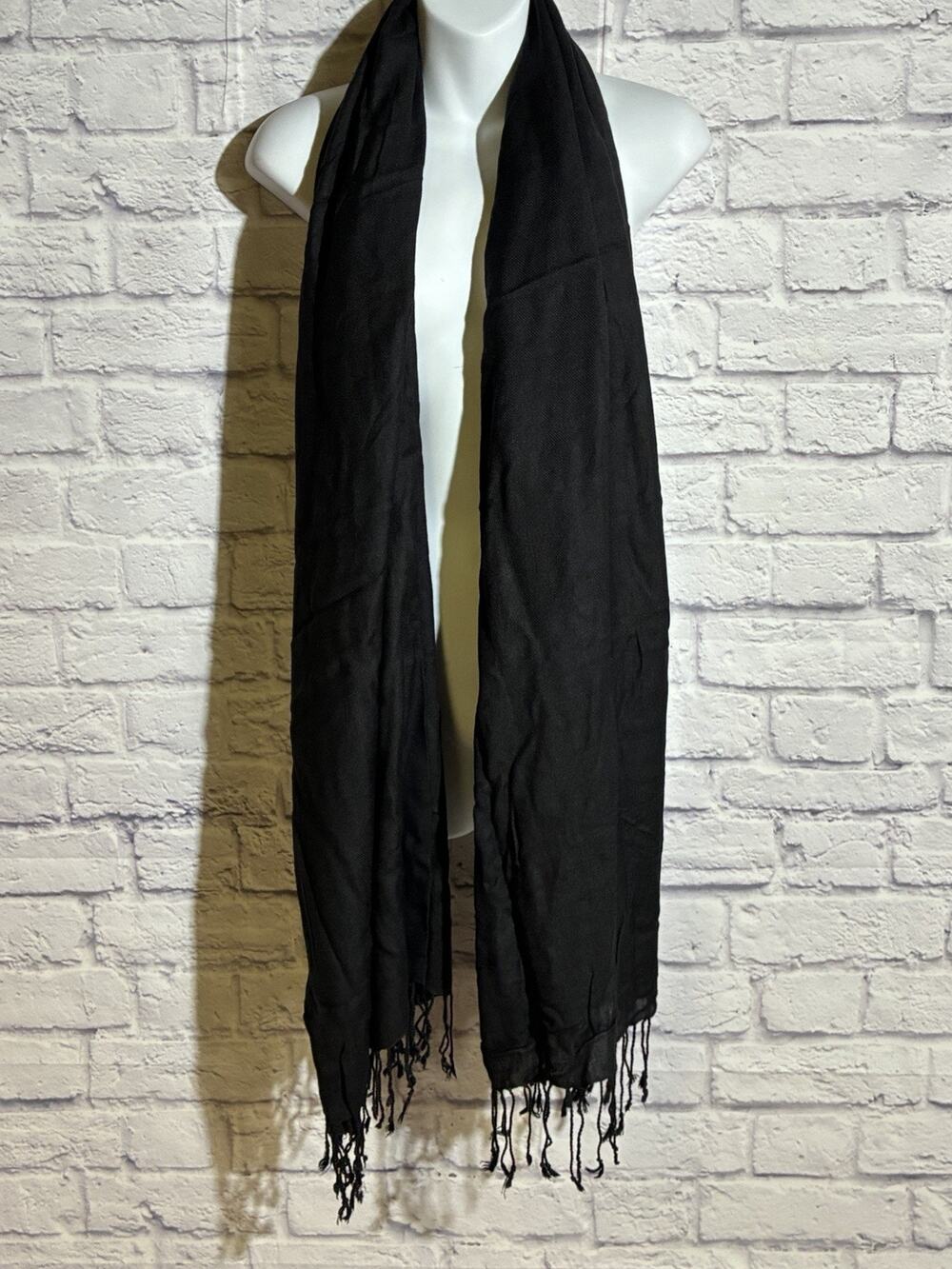 Bijoux Terner Black Viscose Fringe Scarf Wrap Shawl 34x72 Made in India